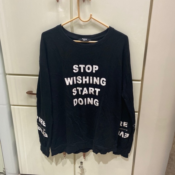 Max Edition Tops - max black printed sweatshirt